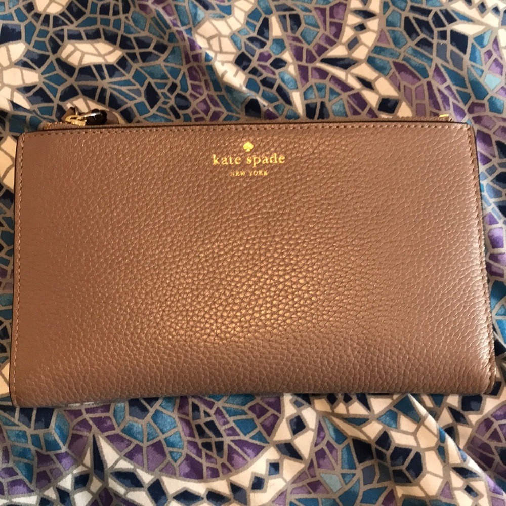 Kate Spade snap wallet
